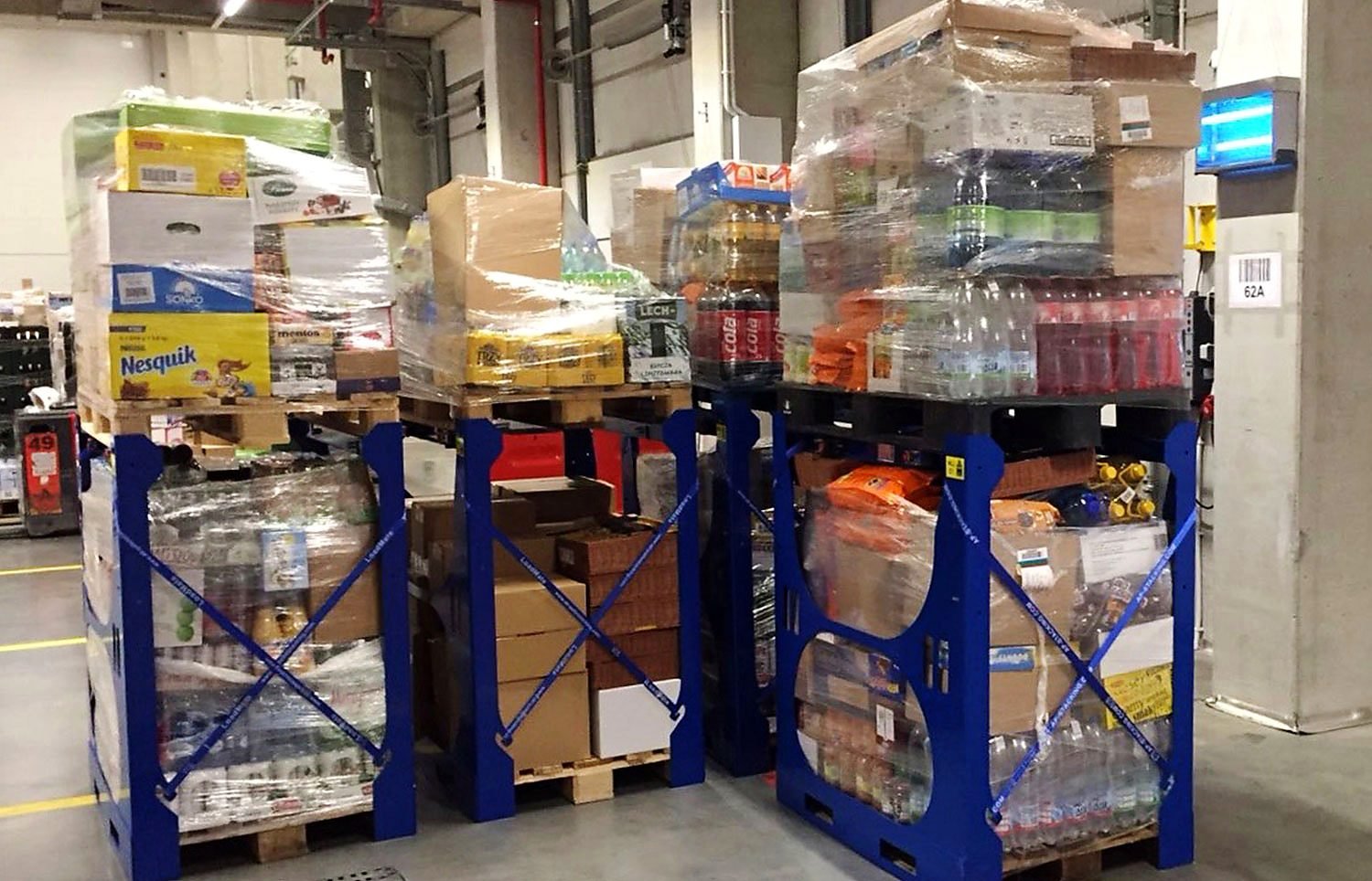 Dvostruko slaganje paleta FlexMax okvirima